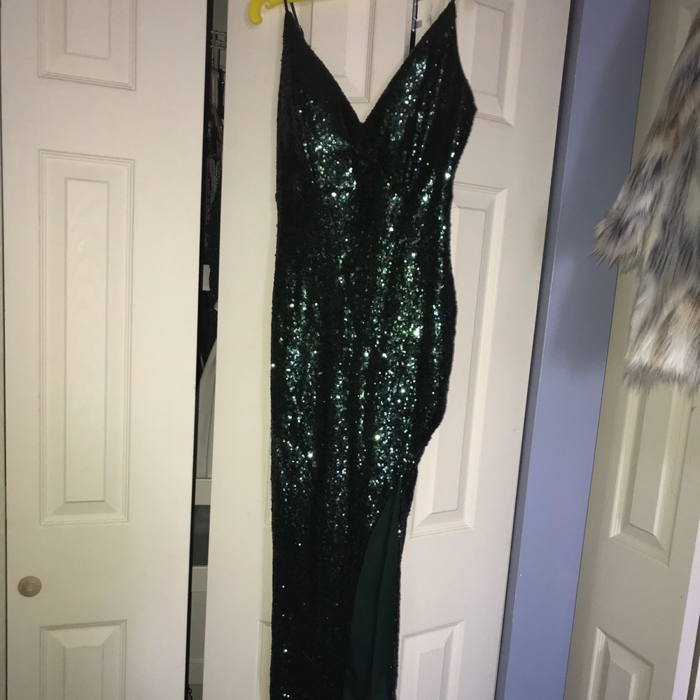 Green long slit dress wedding prom